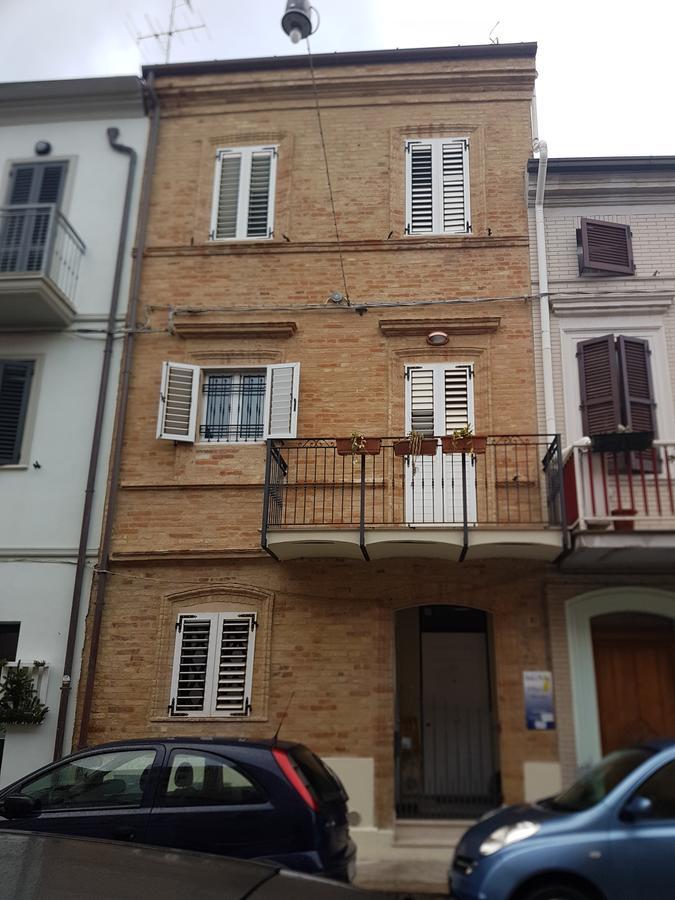 Dolci Notti Di Maga Cacao Bed & Breakfast Civitanova Marche Exterior photo